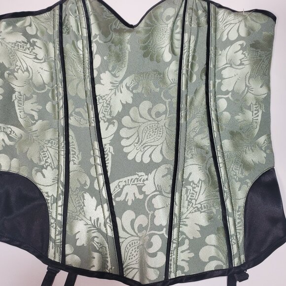 Bustier Corset Top Light Green, Size 38, Garters & Panties - Picture 5 of 7